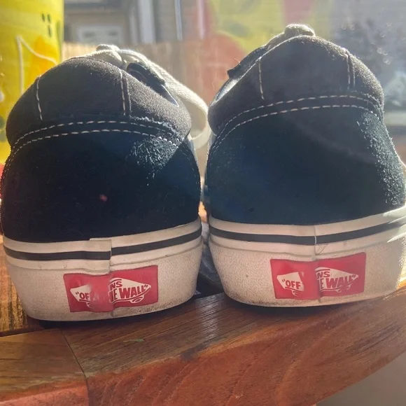 Women’s Vans Ward Canvas Sneakers - Picture 2 of 6